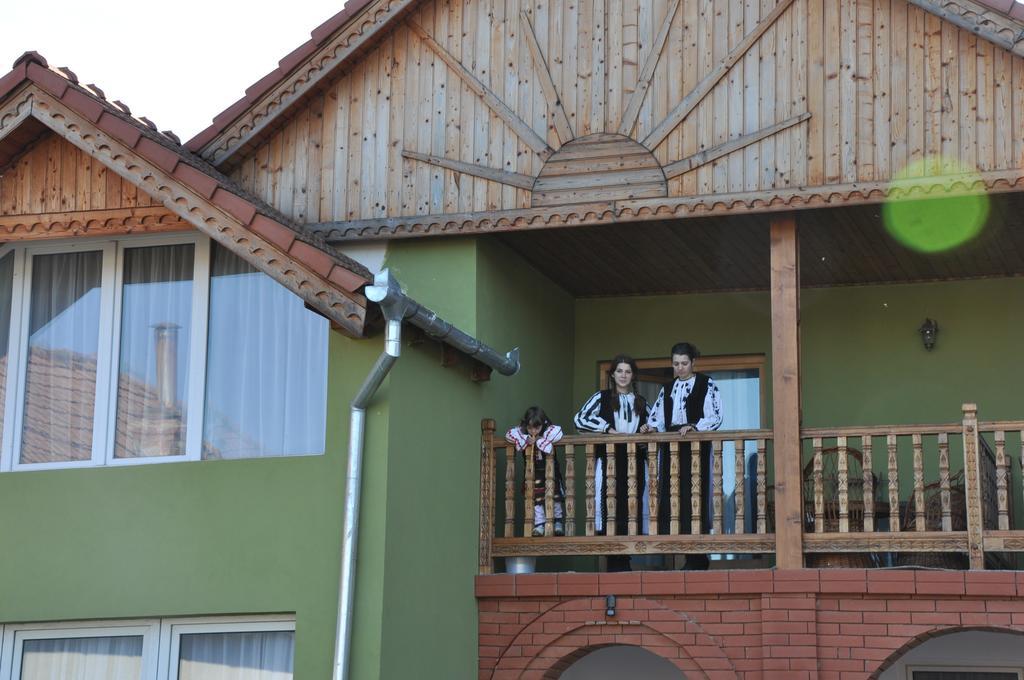 Hotel Pensiune Muzeu Traditional Poveste In Transilvania Sighişoara Exterior foto