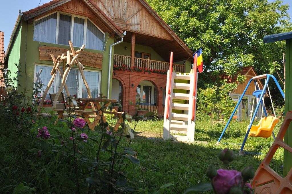 Hotel Pensiune Muzeu Traditional Poveste In Transilvania Sighişoara Exterior foto